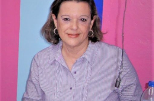 MAESTRA LUPITA CÁRDENAS