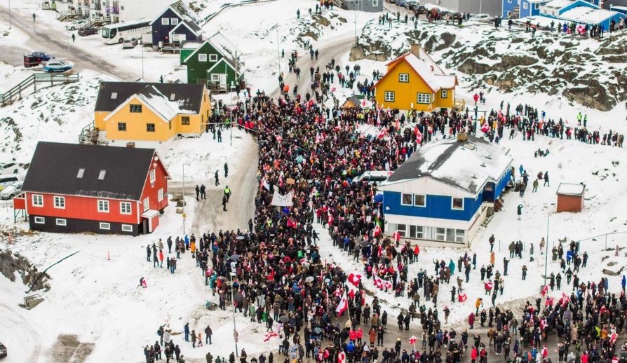 UE promete una “respuesta firme” a las amenazas de Trump sobre Groenlandia.